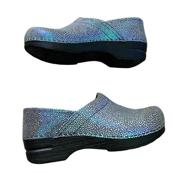 Dansko Clog Nurse Shoes Womens Size Size EU 34 Iridescent Slip On Comfort - Picture 2 of 16